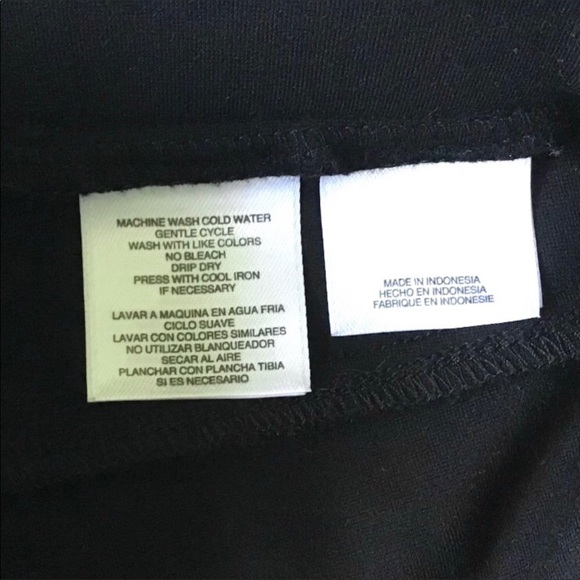 Anne Klein Black Pull On Pants Size 2 Compression Skinny Leggings Elastic Waist - Picture 8 of 9